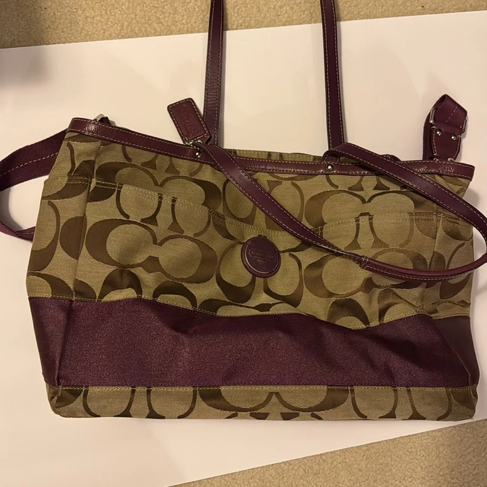 Coach diaper bag purple - Picture 2 of 3